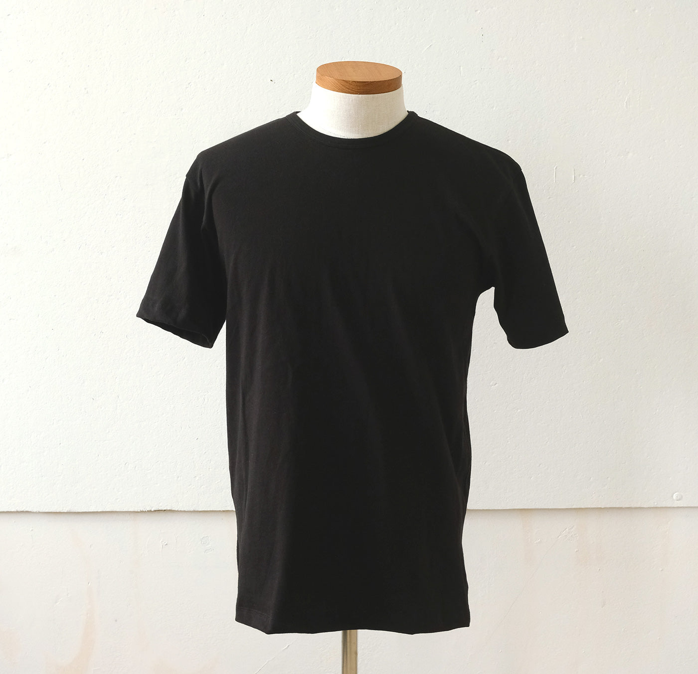 Essential Tee - Black