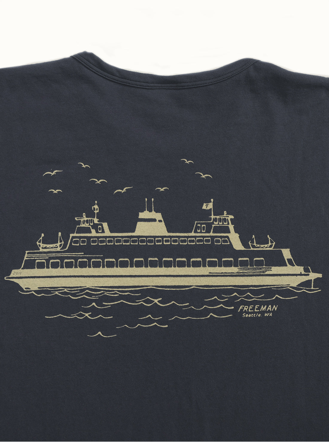 Essential Tee - Ferry Boat - Charcoal