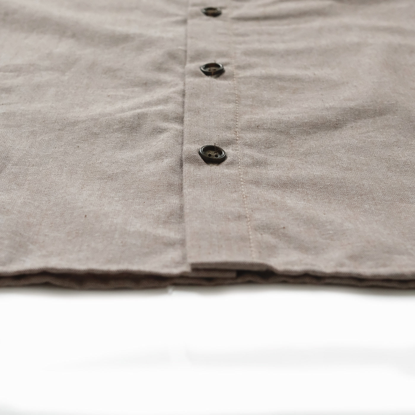 Short Sleeve Weathervane - Latte Chambray