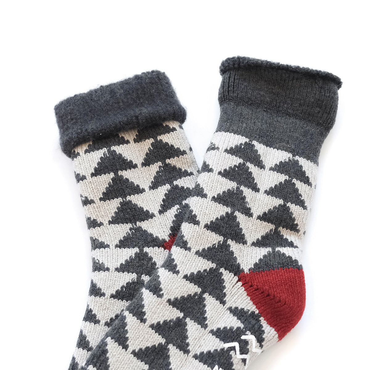 Comfy Room Socks - Charcoal/Red